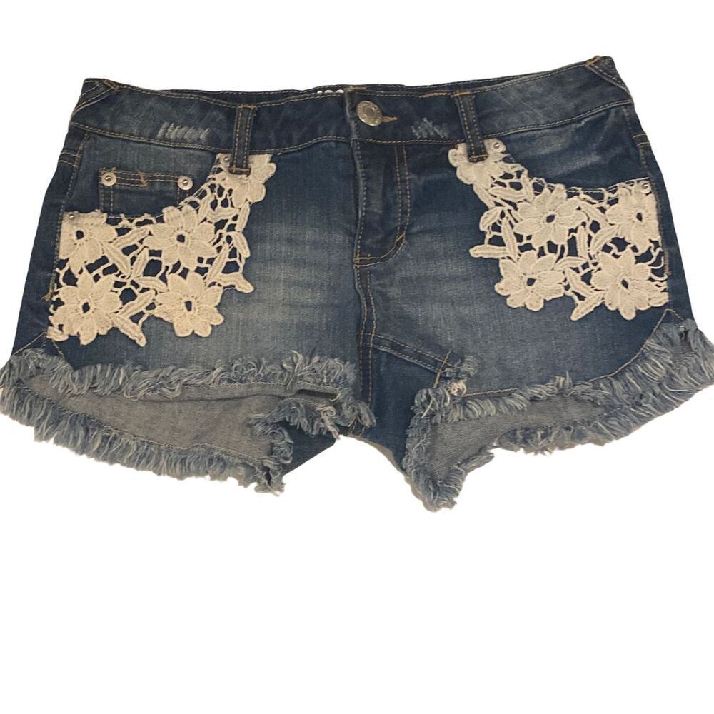 Mossimo Supply Co Lace embroidered detailed Cut off Jean shorts  Size 7